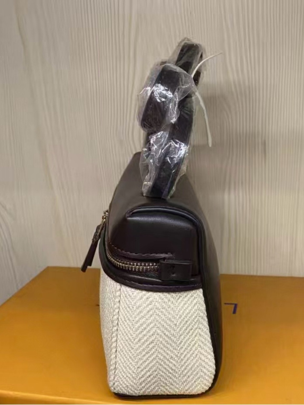 Cream and Black Textured Cosmetic Case with Removable Strap - Picture 5 of 5